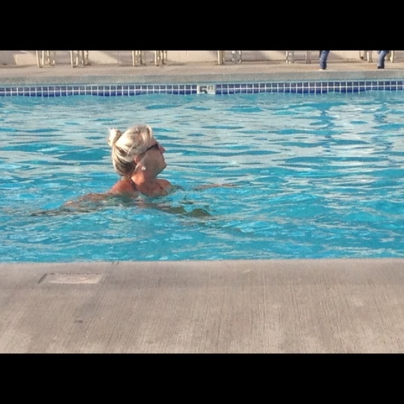 Meet your Posher, Tami - Picture 2 of 3